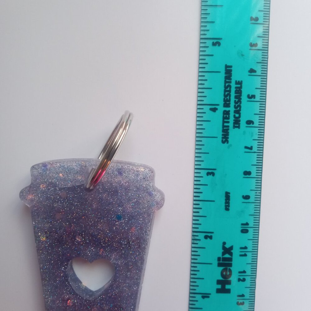 Glitter cup keychain - Picture 3 of 3